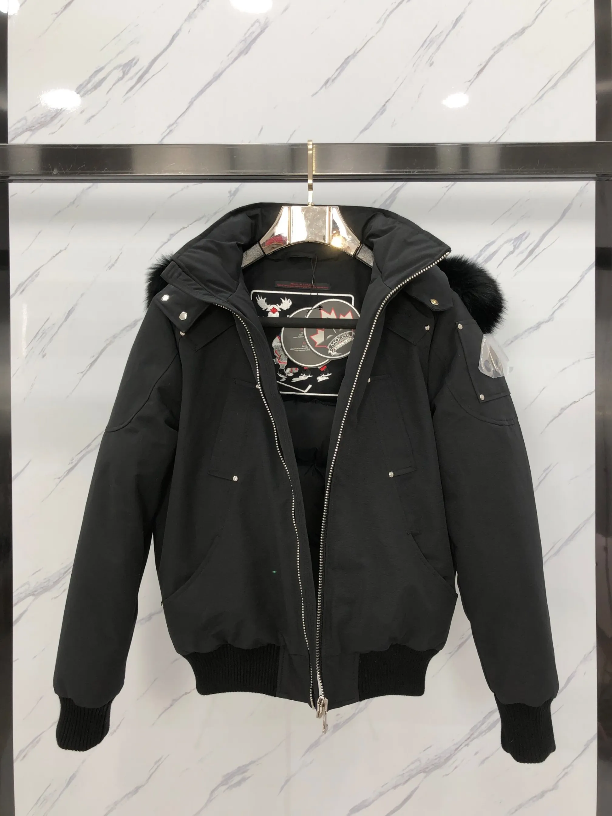 Moose knuckles 02 ： / （ ） Moose knuckles . 2007 ！ Premium ， 。 ， RMB 5040-15000 ！ ，LOGO ！ . ！ MONCLER/ Canada Goose/ ，Moose knuckles 2019 …… ！ ， ! YKK， ， ！ ， . ！ 3D ， Size:s-2xl